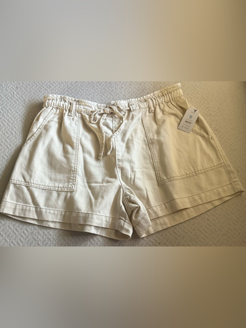 Cream High Waisted Utility Shorts Size XXL